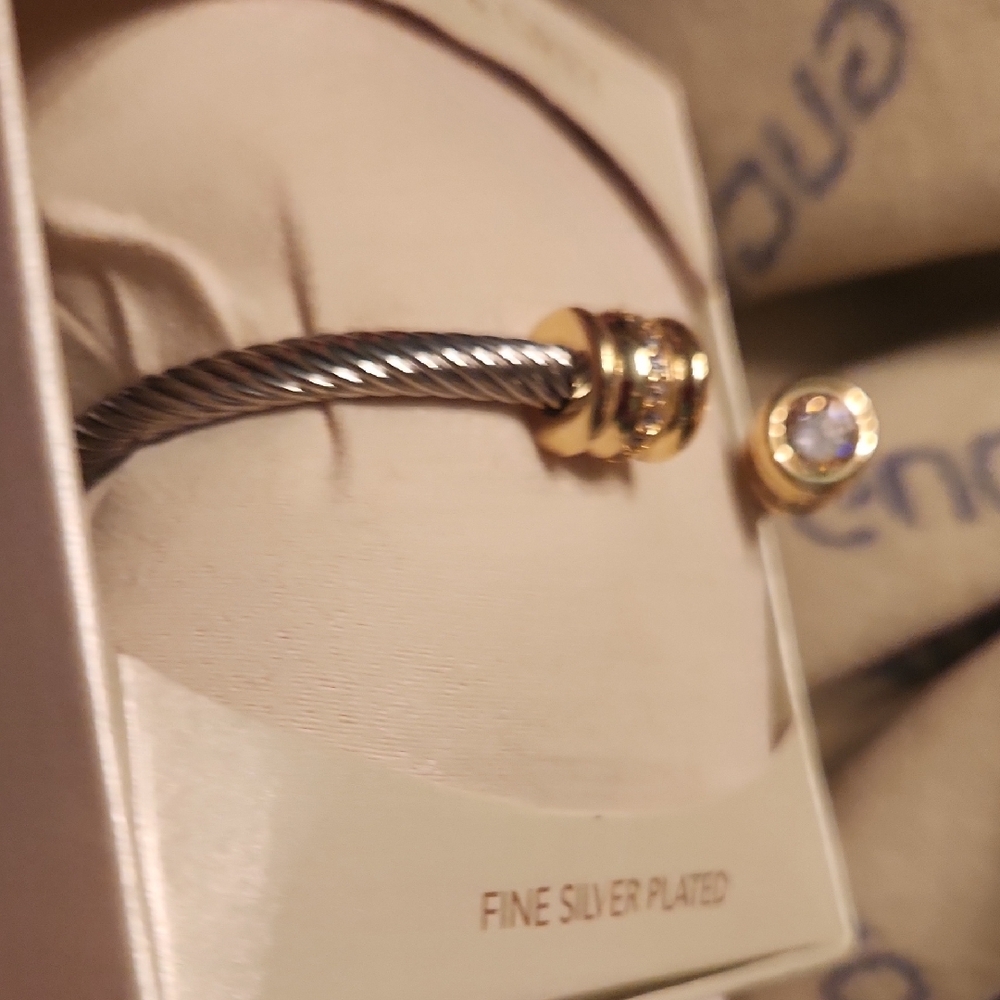 Silver and Gold Plated Bracelet - Picture 8 of 13